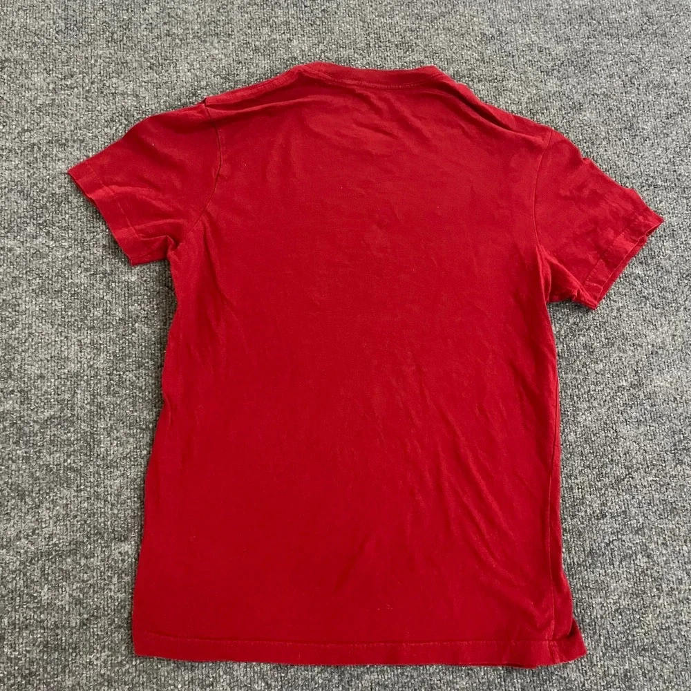Guess T-Shirt Mens Size M Red Graphic Los Angeles 1981 Expedition Crew Neck Tee - Picture 6 of 7